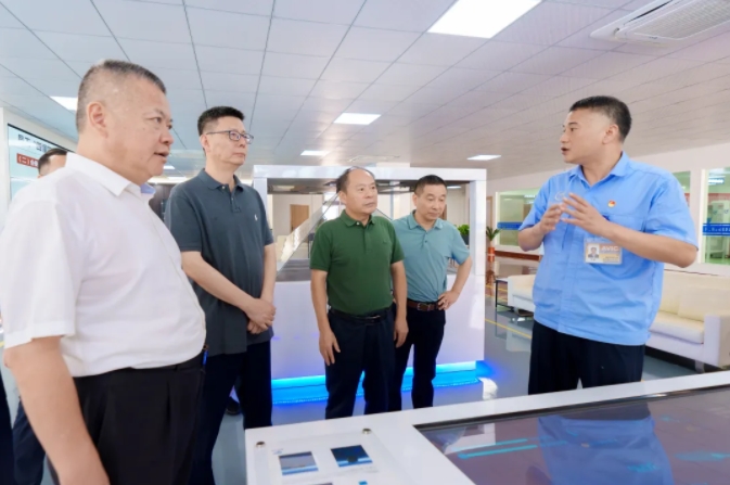 ʡf(xi)(jng)(j)ί{(dio)нM(li){(dio)еͿս(jng)(j)a(chn)I(y)l(f)չ